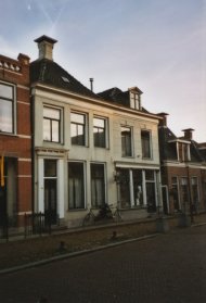 Klik hier om terug te keren
